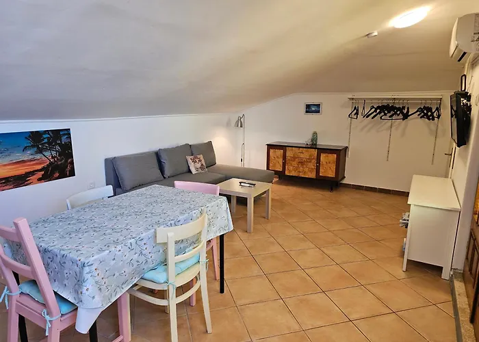 Apartments Crikvenica Megan 2